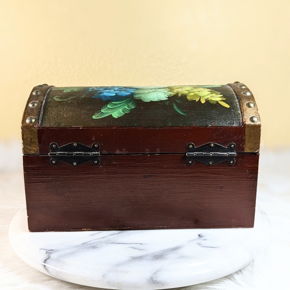 Vintage Hand Painted Roses Wood Jewelry Trinket Box Trunk Leather Trim - Picture 2 of 12